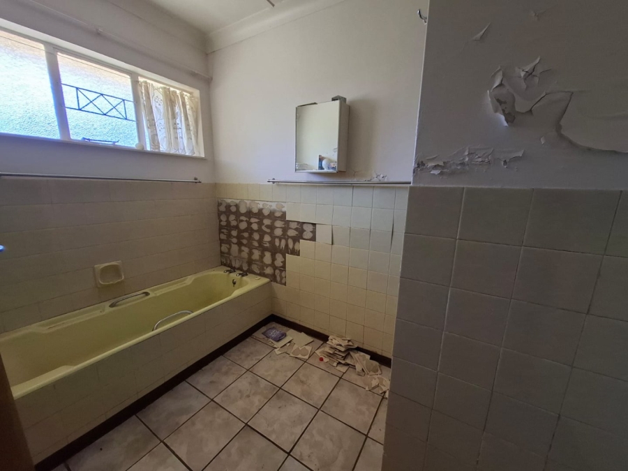 11 Bedroom Property for Sale in Universitas Free State
